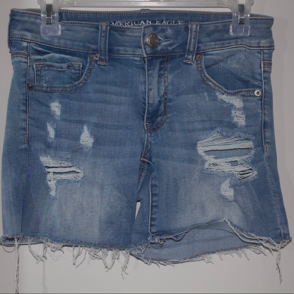 Jean ripped shorts